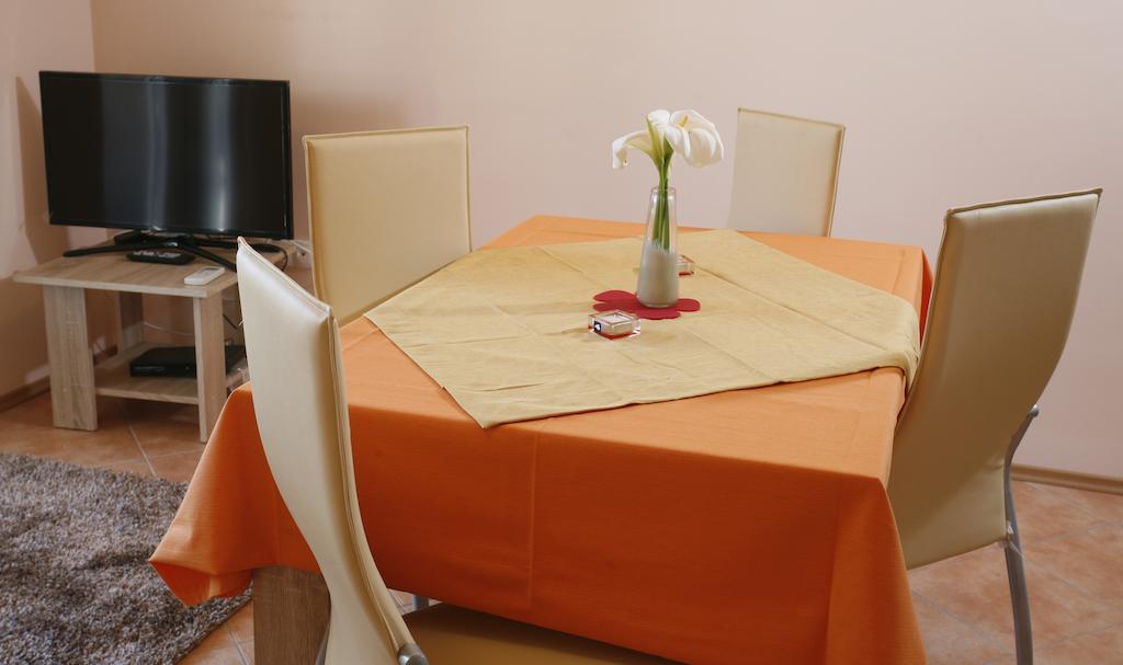 Apartment Fila I Jure Solin Zimmer foto