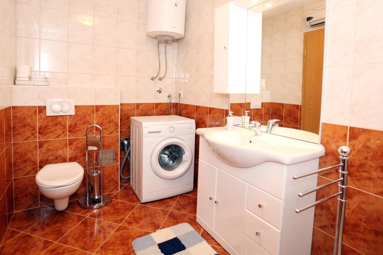 Apartment Fila I Jure Solin Zimmer foto